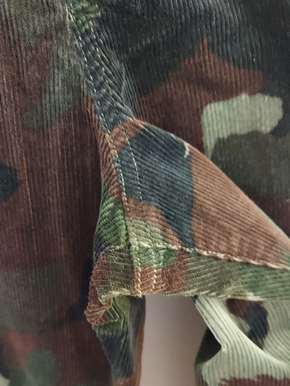 ANTHROPOLOGIE MAEVE The Colette Camo Wide Leg Cropped Corduroy Pants 29 - Picture 4 of 13